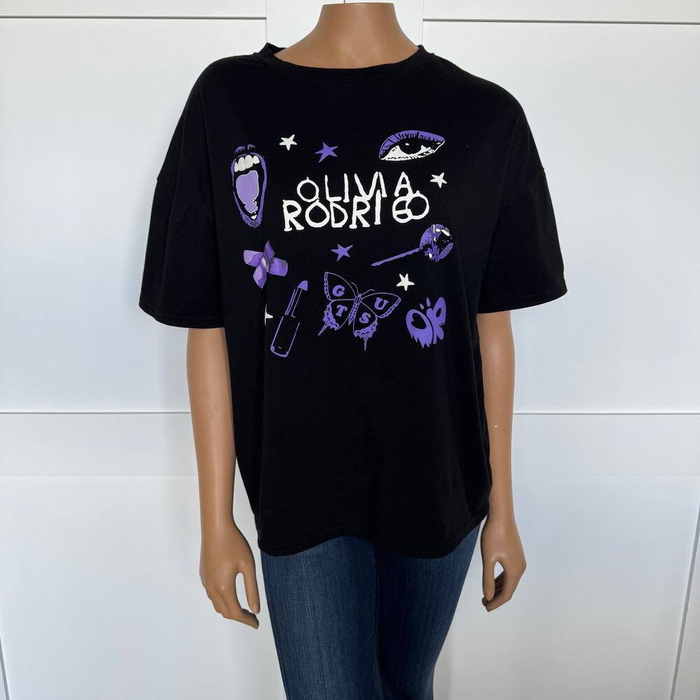 Olivia Rodrigo Guts Album/Tour Oversized Cotton T-Shirt, Women’s Small